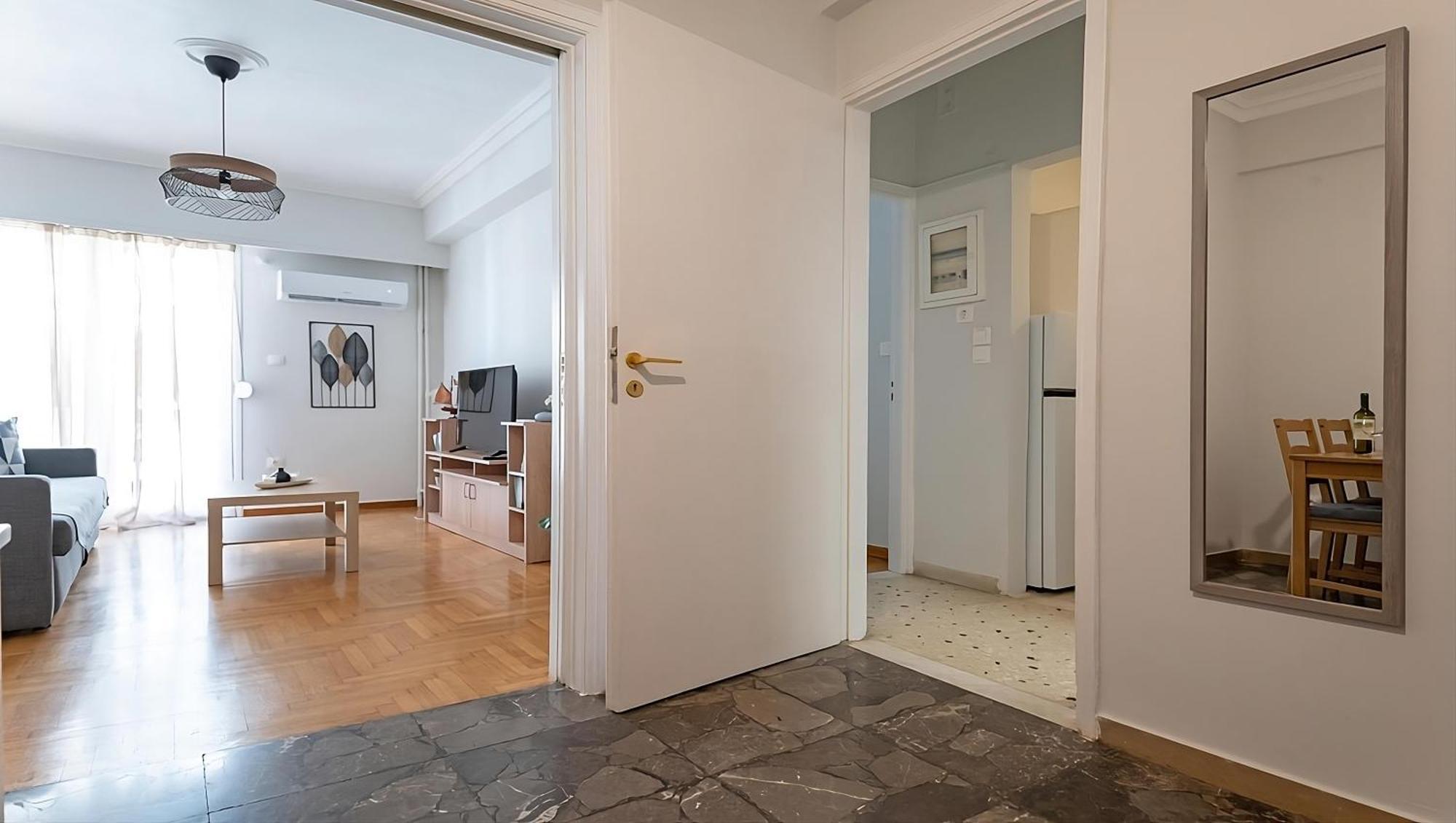 Entire Apt, 3Rd Floor, 1 Bedroom Athene Buitenkant foto